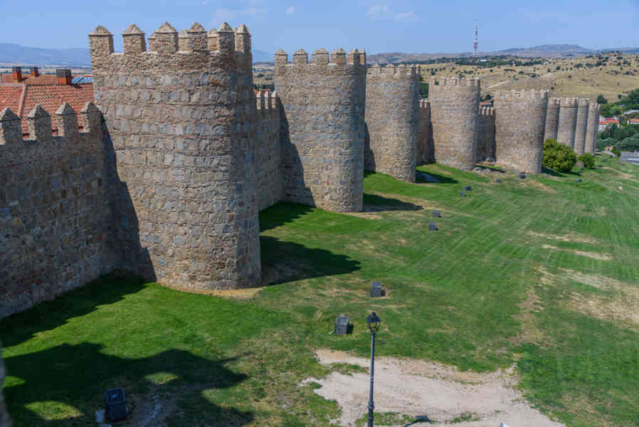 Ávila 116 - muralla.jpg
